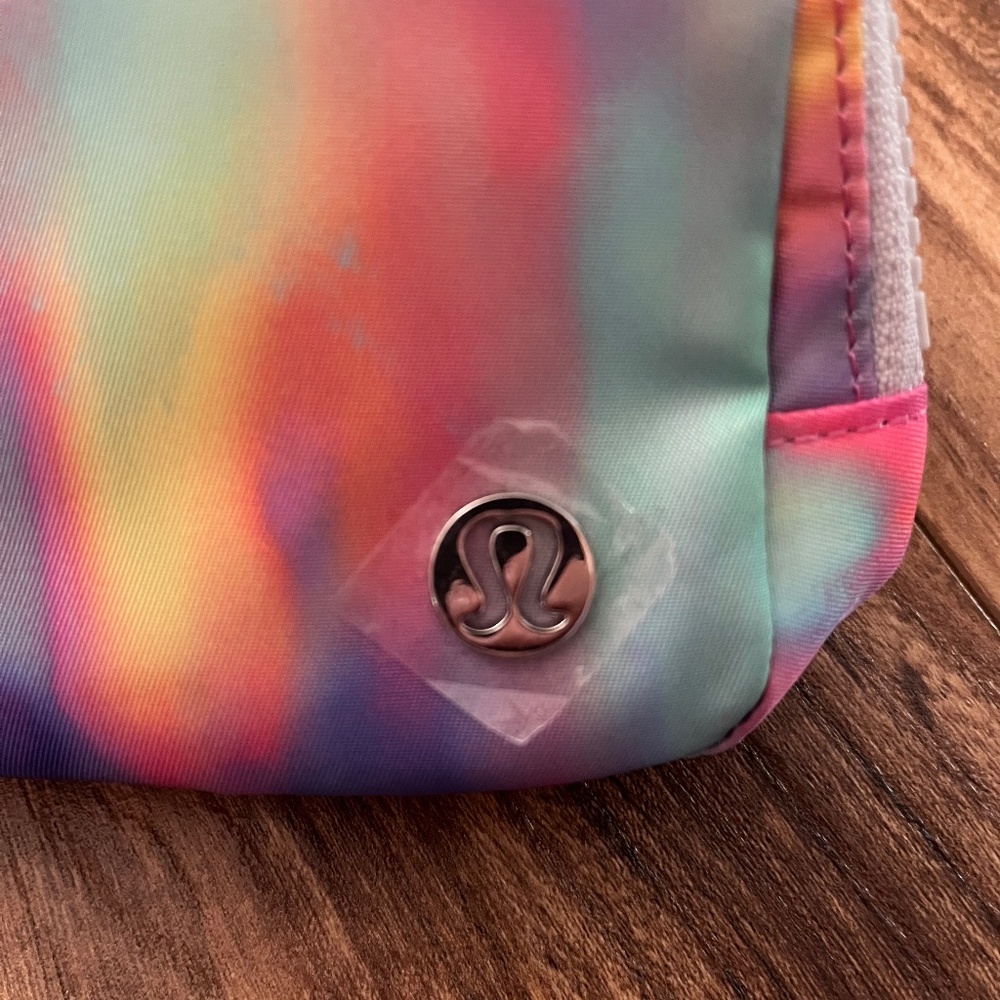 Lululemon Rainbow Everywhere Belt Bag - NWT - Picture 7 of 12